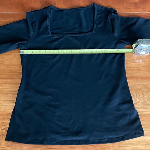 Women's Basic Long Sleeve Slim-Fit Square Neck Tee Shirt Top (NWOT) - Picture 10 of 15